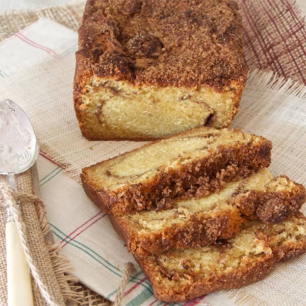 Honey Bun Cake | High-Quality Honey Recipes | Some Honey